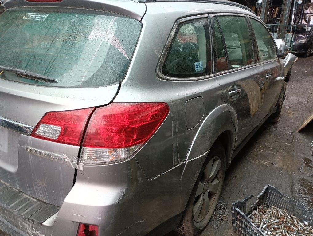  Subaru OUTBACK 2010    EN DESARME